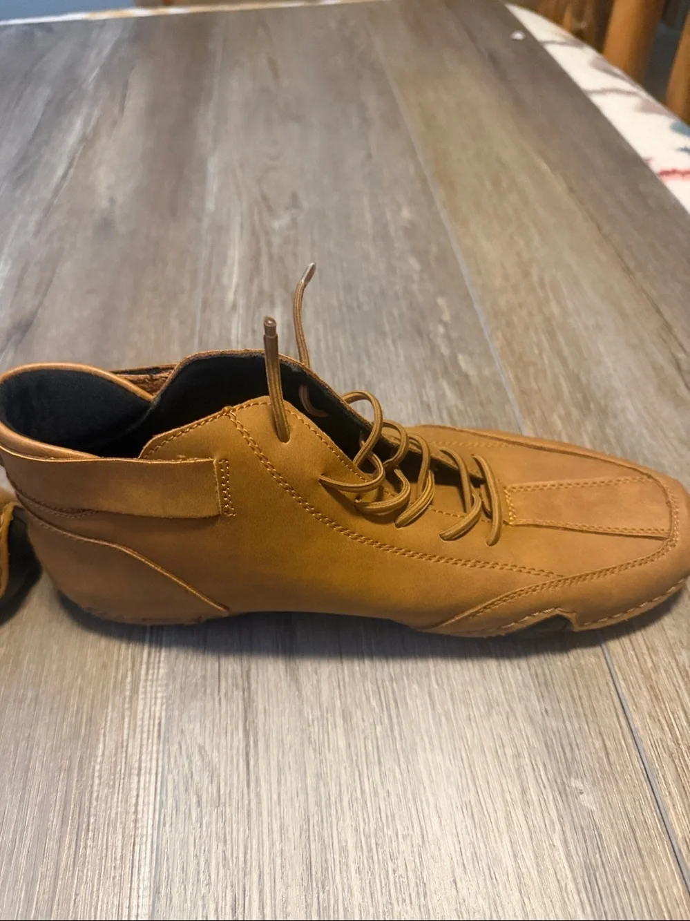 Ldeck men lace